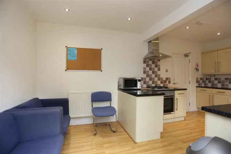 3 Bedroom Student House to Rent Brighton