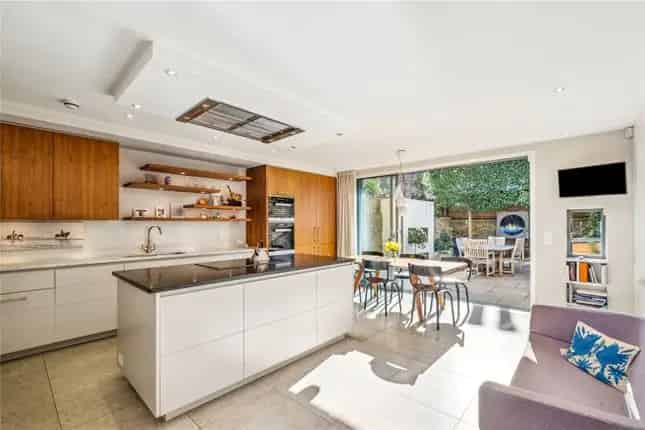 Contemporary House for Sale SW18 Near Wandsworth Common