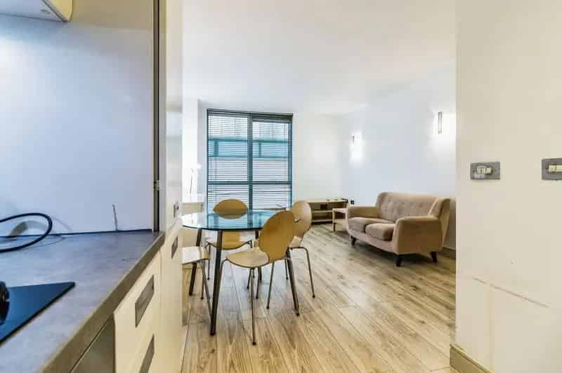 1 Bedroom Flat to Rent Manchester City Centre Great Northern Tower