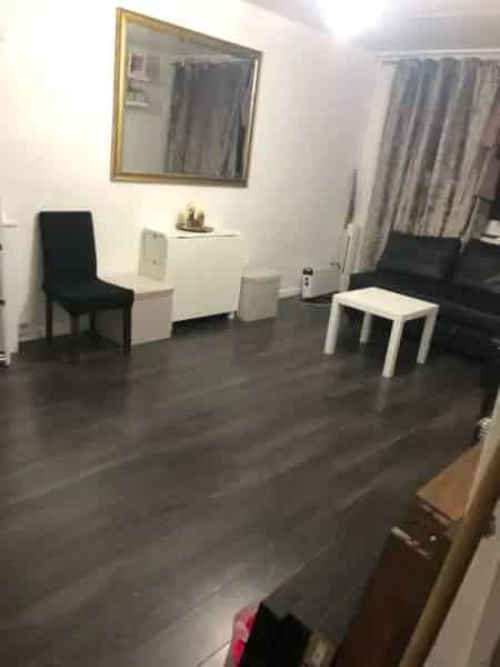 Spacious 2-Bed Maisonette in W2 with Balcony and London Views
