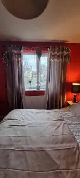 3 Bedroom Terraced House with Garden and Parking