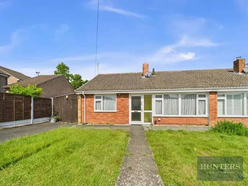 3 Bedroom Semi-Detached Bungalow for Sale
