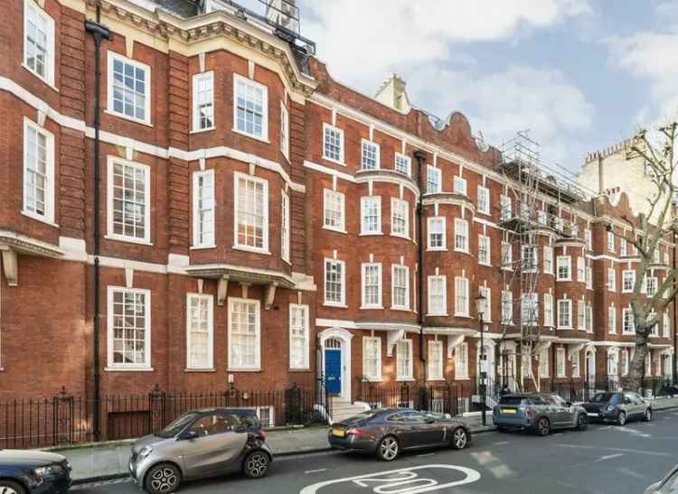 Studio Apartment near Kings Road SW3 Ample Storage Foldaway Bed