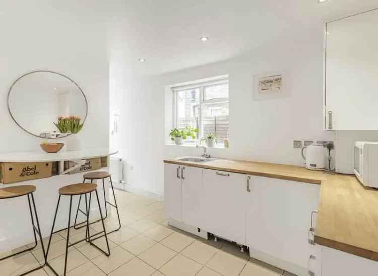 Garden Flat Goldsboro Road Double Bedroom Spacious Reception Private Garden