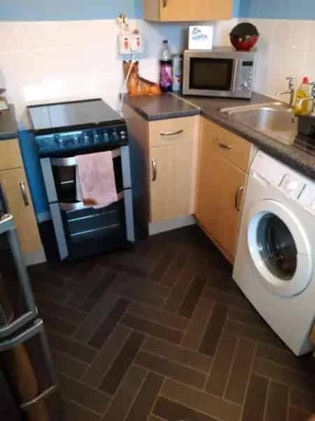 Quiet Flat Near Shops City Centre
