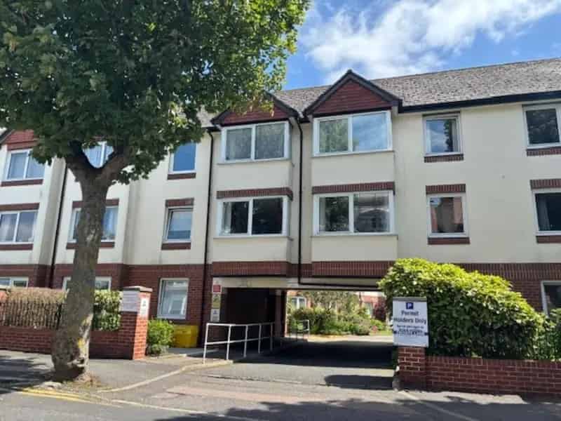1 Bedroom Flat for Sale