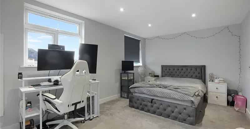 5 Bedroom Detached Chalet Bungalow For Sale in Wigmore