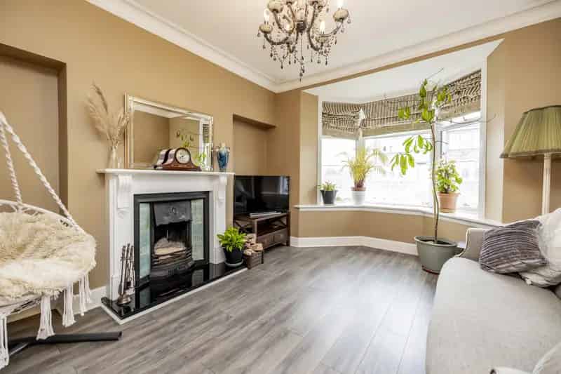3 Bed Semi Detached House Mannofield