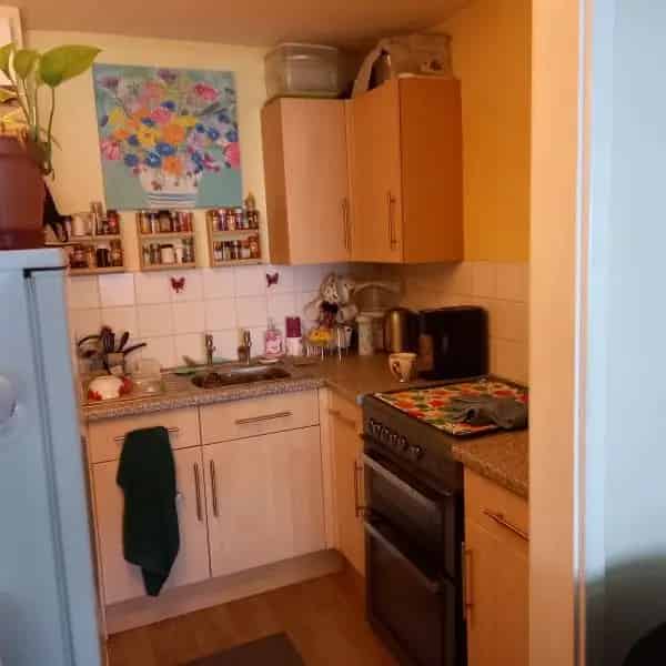 Ground Floor Flat with Parking and Communal Gardens