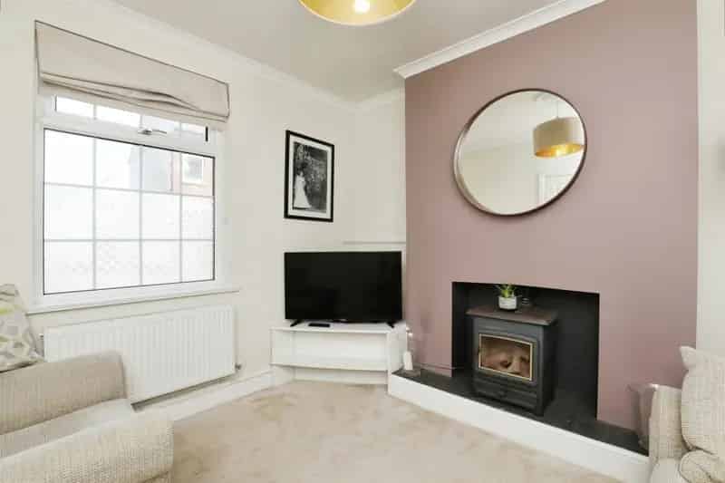 2 Bed End Terrace House Llandaff North South East Garden