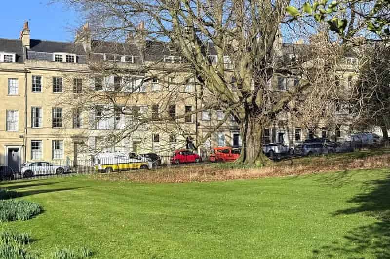2 Bedroom Flat for Sale in Bath