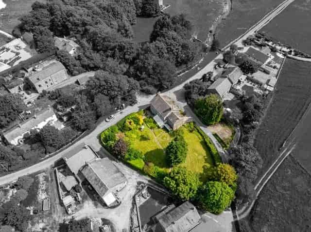 Victorian Detached House in Yorkshire Dales with 5 Bedrooms and Large Garden