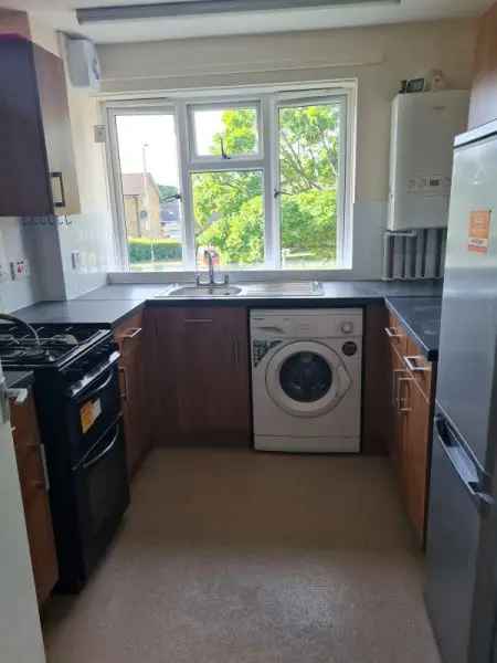 Flat For Rent in Hertsmere, England