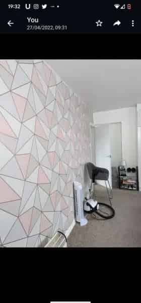 2 Bedroom End Terrace House Huge Garden Balcony Storage Close to Amenities