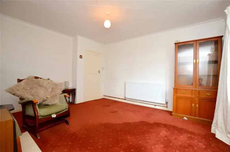 3 Bed Semi Detached House - Needs Modernisation