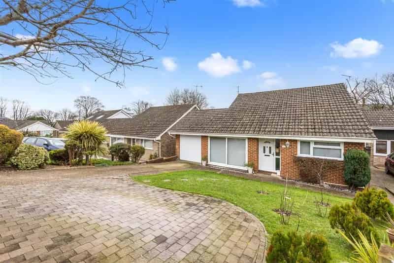 4 Bedroom Detached Bungalow For Sale