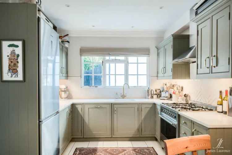 2 Bedroom Grade II Listed Mews House for Sale