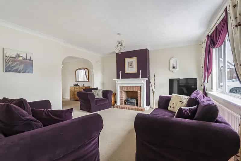 3 Bedroom Semi-Detached House for Sale in Cherry Hinton