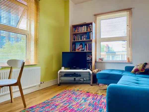 One Bedroom Flat Old Street Shoreditch Parking Central Heating Double Glazing Lift