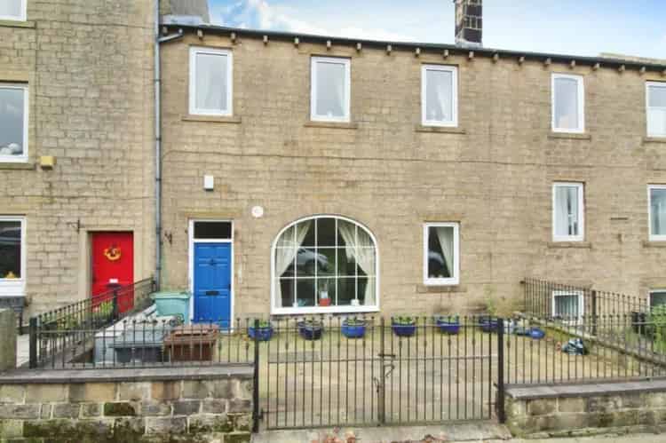 2 Bedroom Mid Terrace House for Sale Colne Lancashire