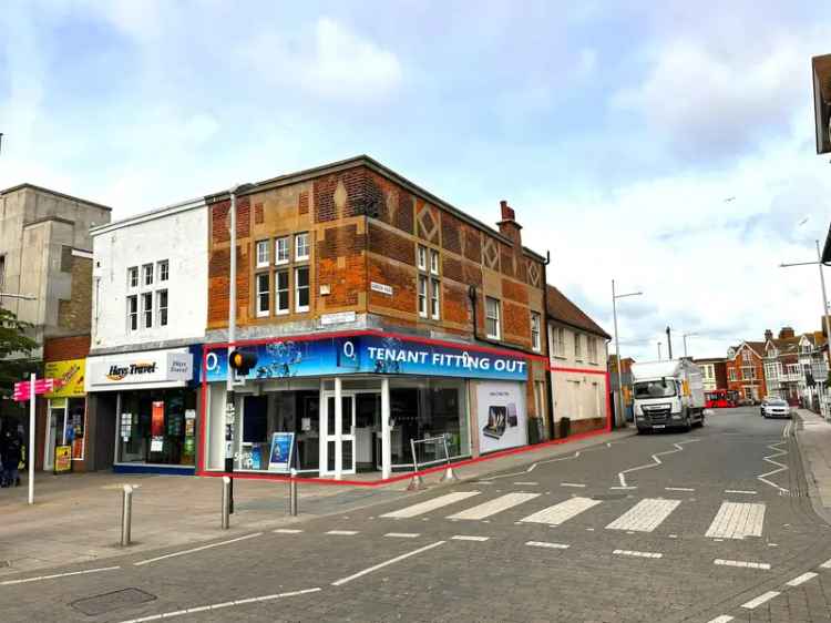 Lowestoft Town Centre Shop Investment 1291 sq ft 8 Gross Yield