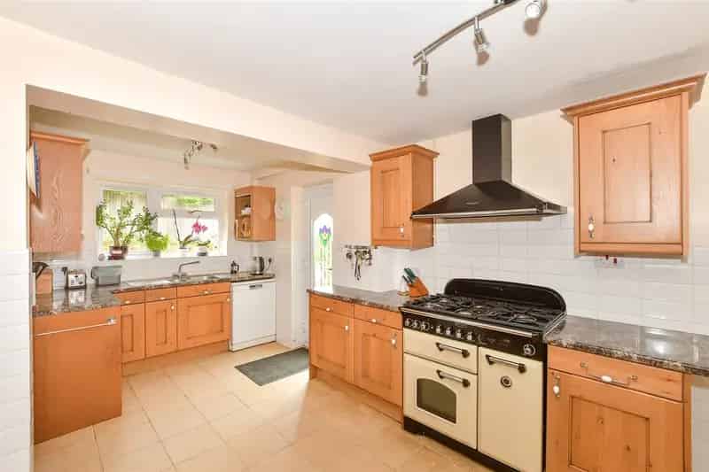 3 Bedroom Detached Bungalow for Sale in Newick