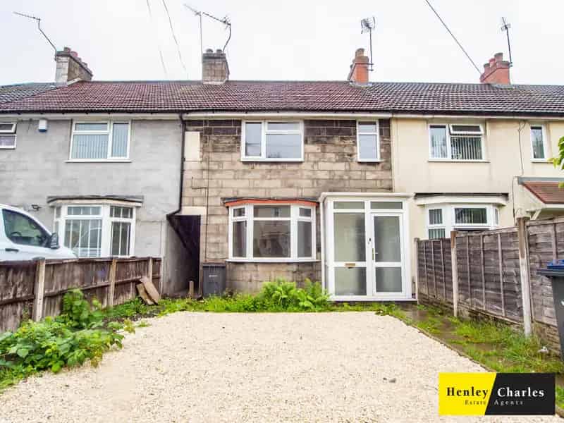 3 Bedroom Terraced House To Let