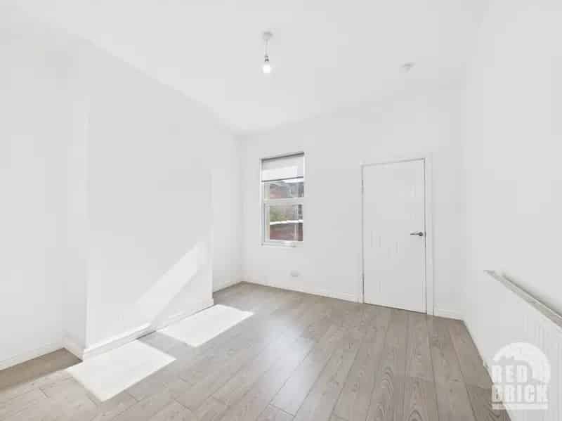 2 Bedroom Terraced House to Rent Radford