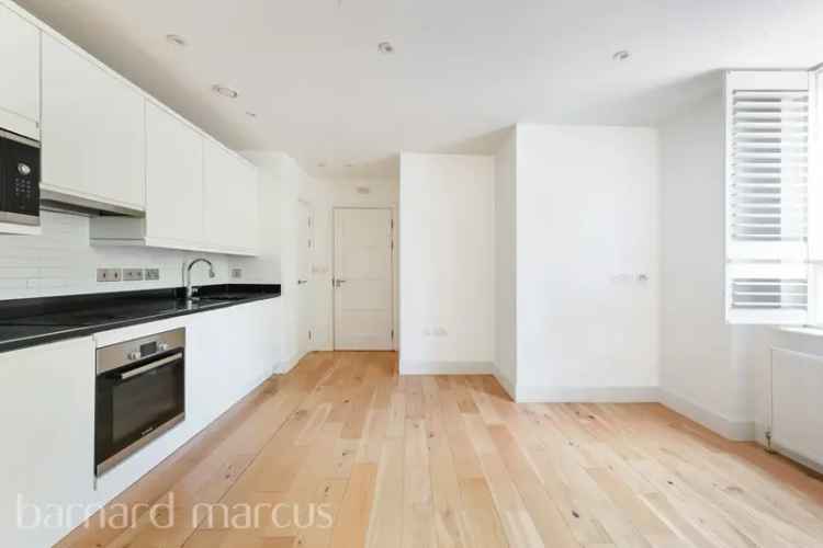 Spacious First Floor Apartment with Parking Zero Deposit Guarantee
