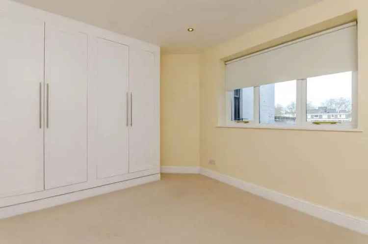 2 Bed Flat near Hyde Park - Stunning Apartment