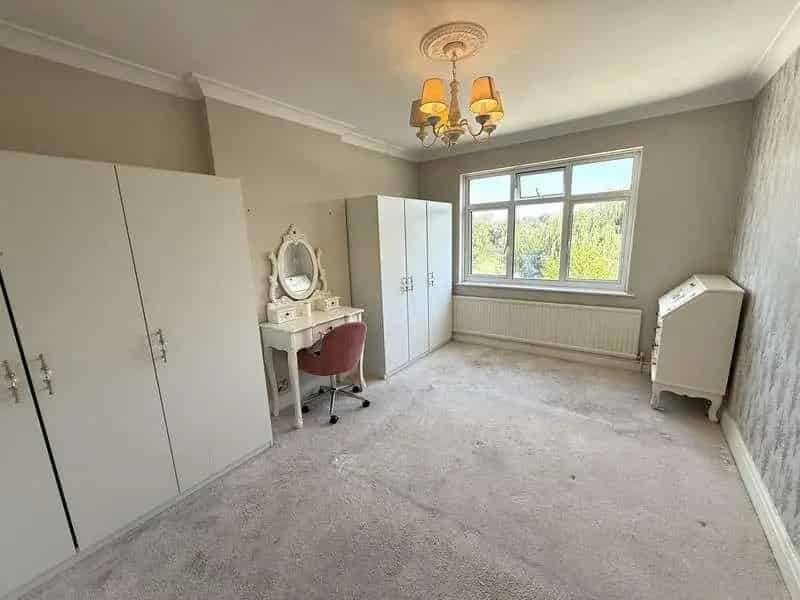 3 Bed Semi Detached House For Sale
