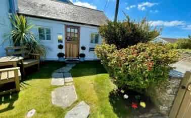 1 Bed Cottage near Tintagel - Ideal Home or Holiday Let