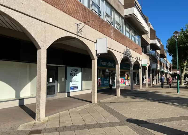 Retail Unit in Nailsea Town Centre Near M5