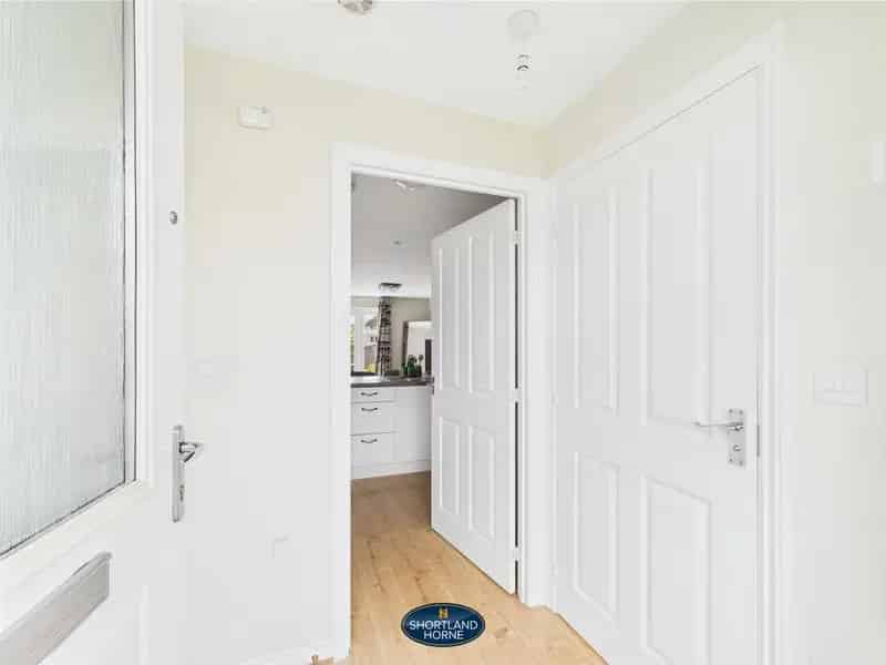 2 Bedroom End Terrace House to Rent