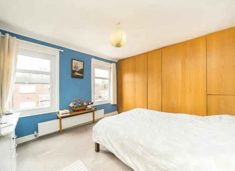 Four Bedroom Family Home West Putney Fantastic Rear Garden