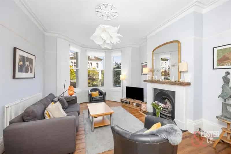 5 Bedroom Victorian House for Sale Double Garage
