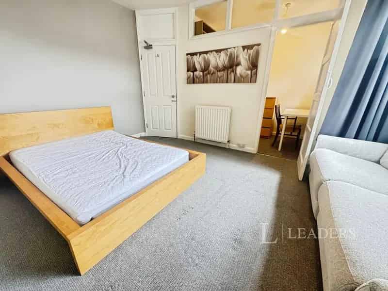 Furnished Double Room Coventry - Bills Included - No Deposit Option