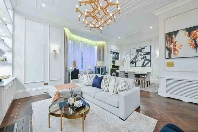 Flat for sale in Hyde Park Place, Hyde Park Estate, London W2