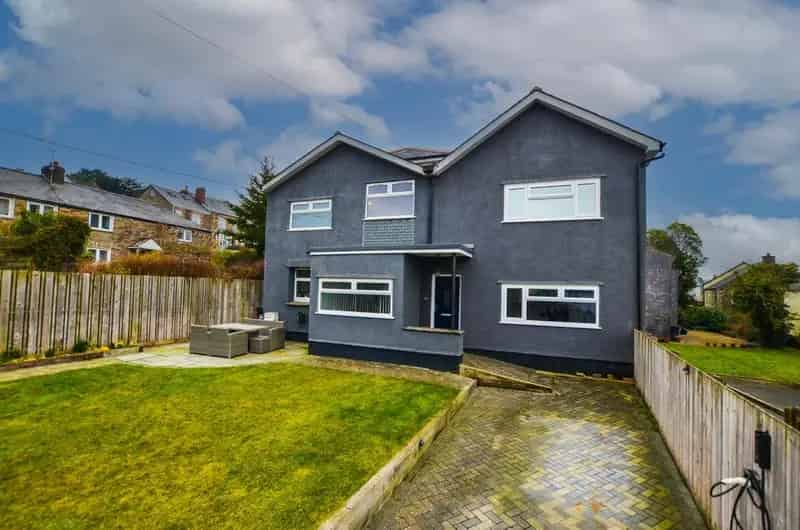 4 Bedroom Detached House for Sale Bodmin