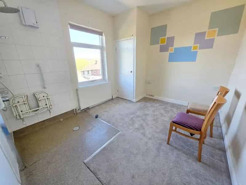 3 Bed Semi-Detached House for Sale