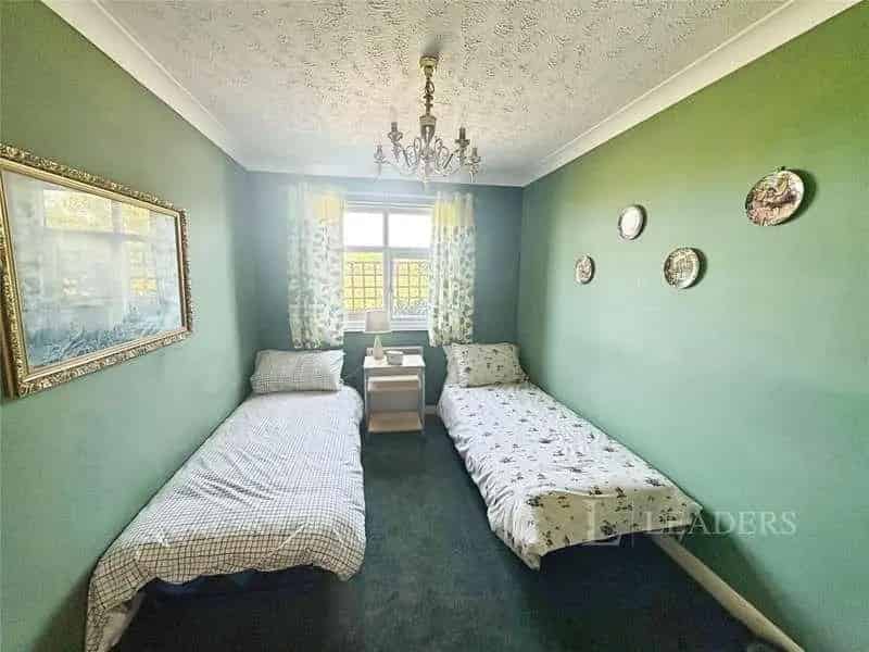 3 Bed Detached Bungalow For Sale