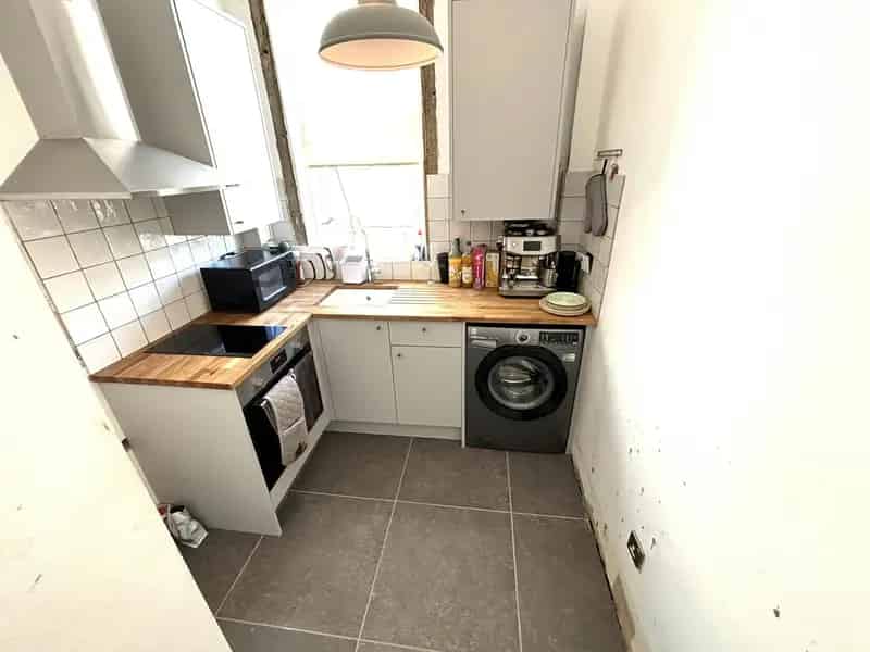 Seafront Flat Requiring Modernisation - Ideal First Time Buy or Investment