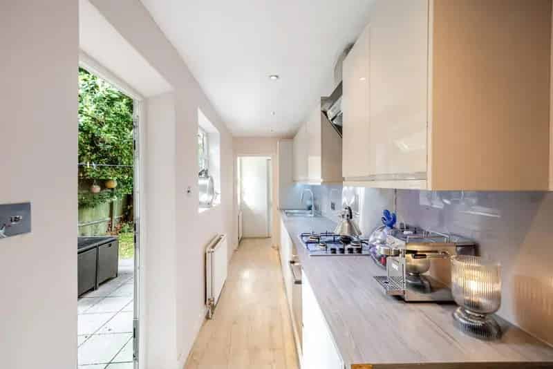 Flat For Sale , London, England