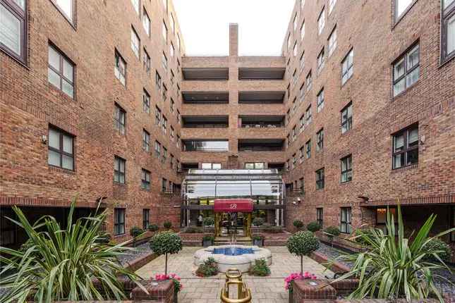 Luxury Penthouse Apartment with Stunning Regents Park Views