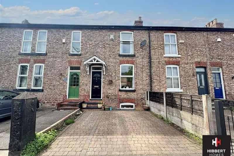 2 Bedroom Terraced House for Sale - Altrincham