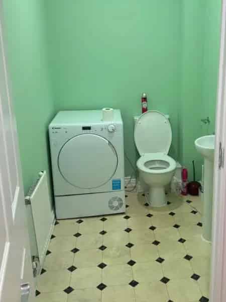 Large Family Home with Double Driveway and Garden