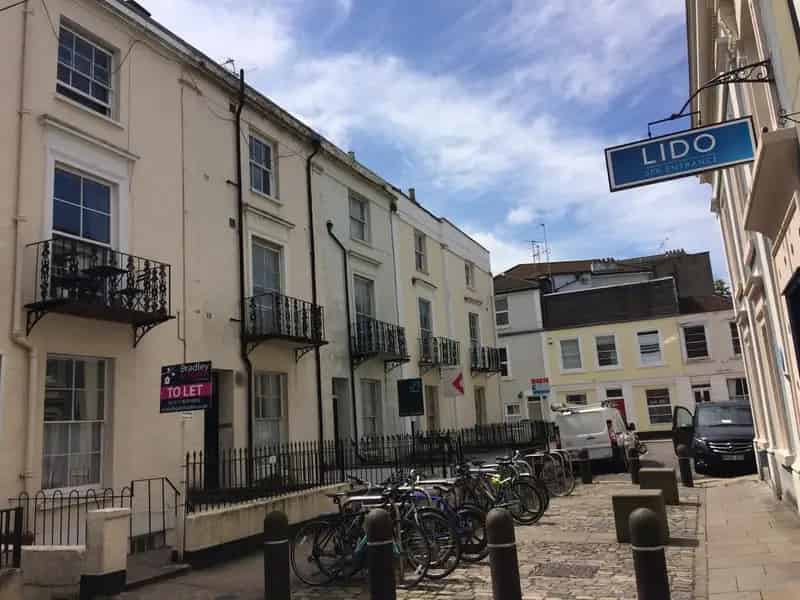 1 Bedroom Flat to Rent Landlord Fees Apply