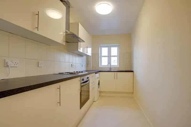 2 Bedroom Apartment House to Rent