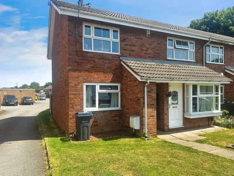 2 Bedroom Maisonette for Sale in Minworth