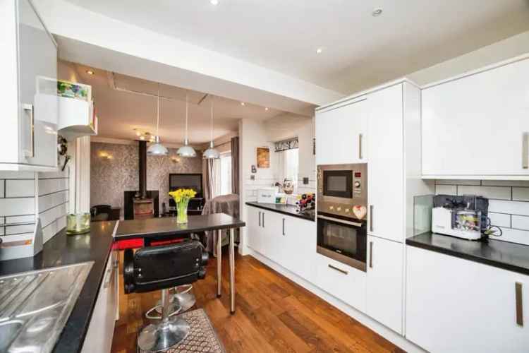 Detached Former Station House Huge Plot 3 Double Bedrooms Large Garden